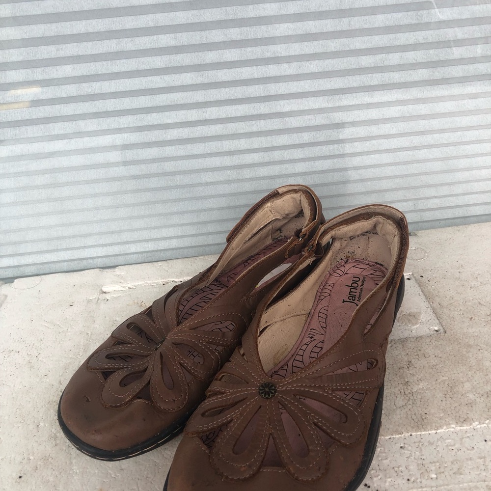 JBU By Jambu Women’s Brown Cutout Flower Agatha Mary Jane Shoes Flats Sz 9M - Picture 13 of 16